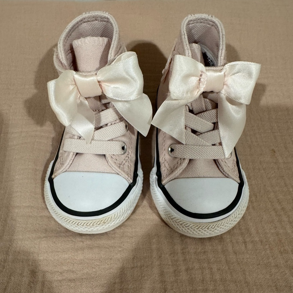 Baby/toddler high top converse